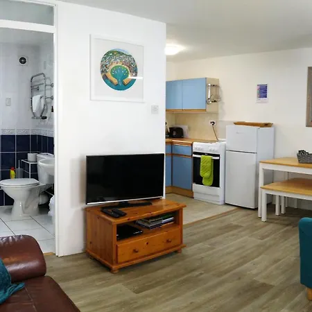 Three Bed * Hayle